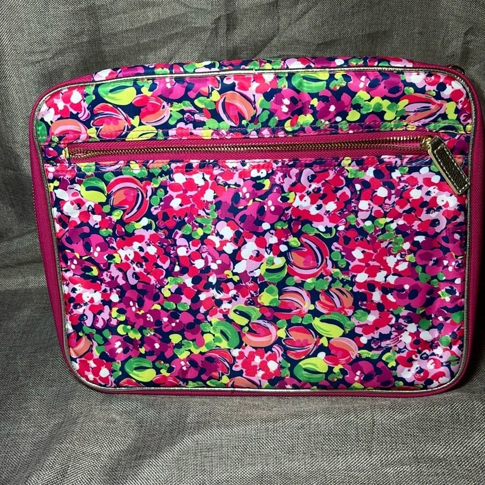 Lilly Pulitzer Soft iPad/Tablet Case Portfolio Pink Large Zipper  Pockets